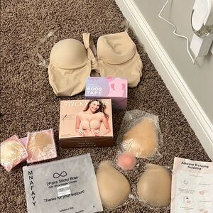 Cream Adhesive Sticky Bras Set